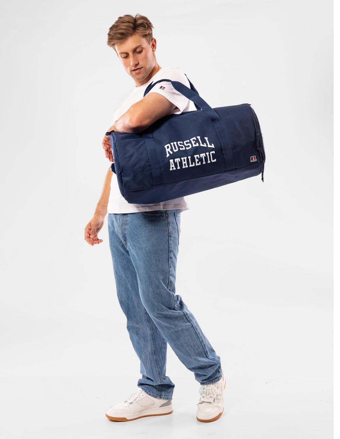 Russell Athletic Arched Logo Barrel Accessories Bags & Backpacks Navy | AMZSU-1795