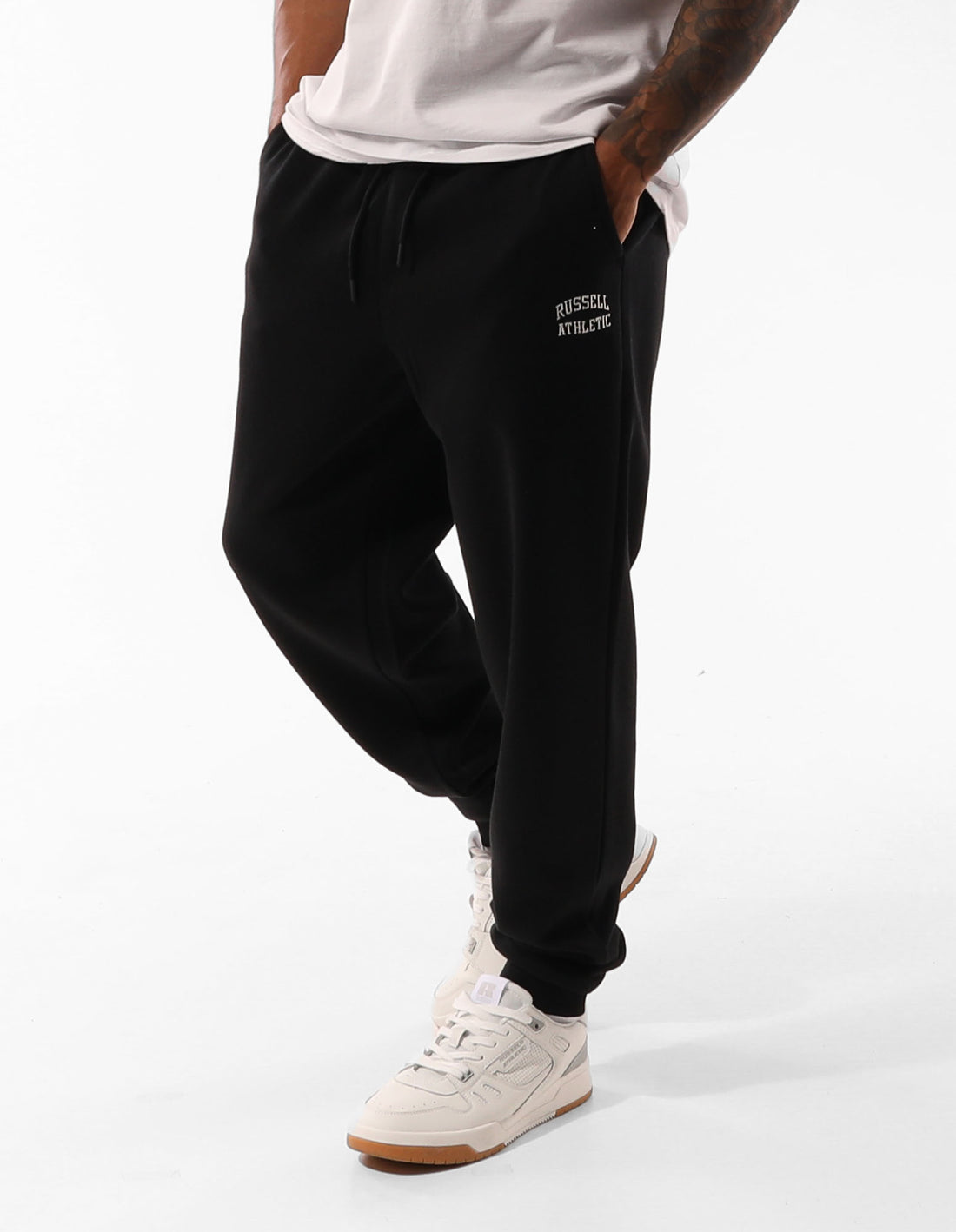 Russell Athletic Originals Small Arch Cuff Men Track pants Black | WLFAE-4916